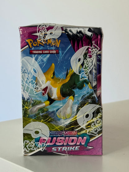 Pokemon TCG: Fusion Strike Booster Box (36 Packs)
